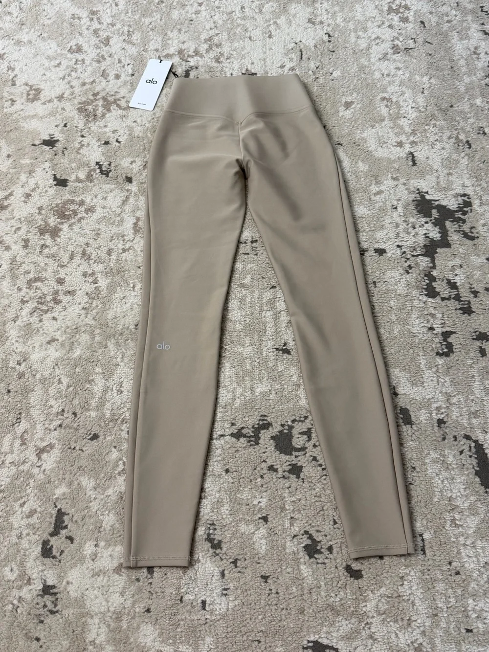 Alo Yoga High-Waist Sleek Legging Size Small in Gravel